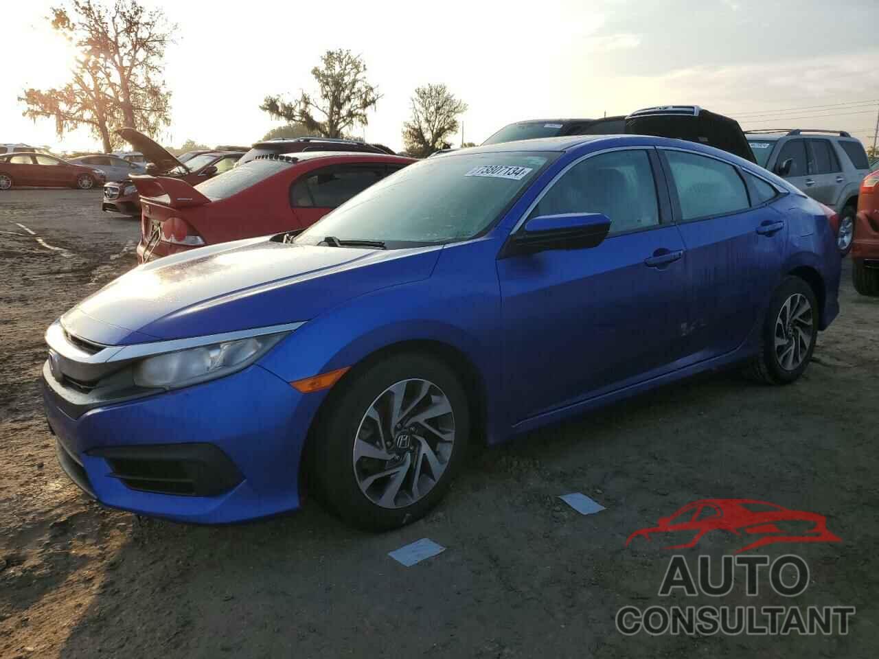 HONDA CIVIC 2018 - 19XFC2F74JE016146