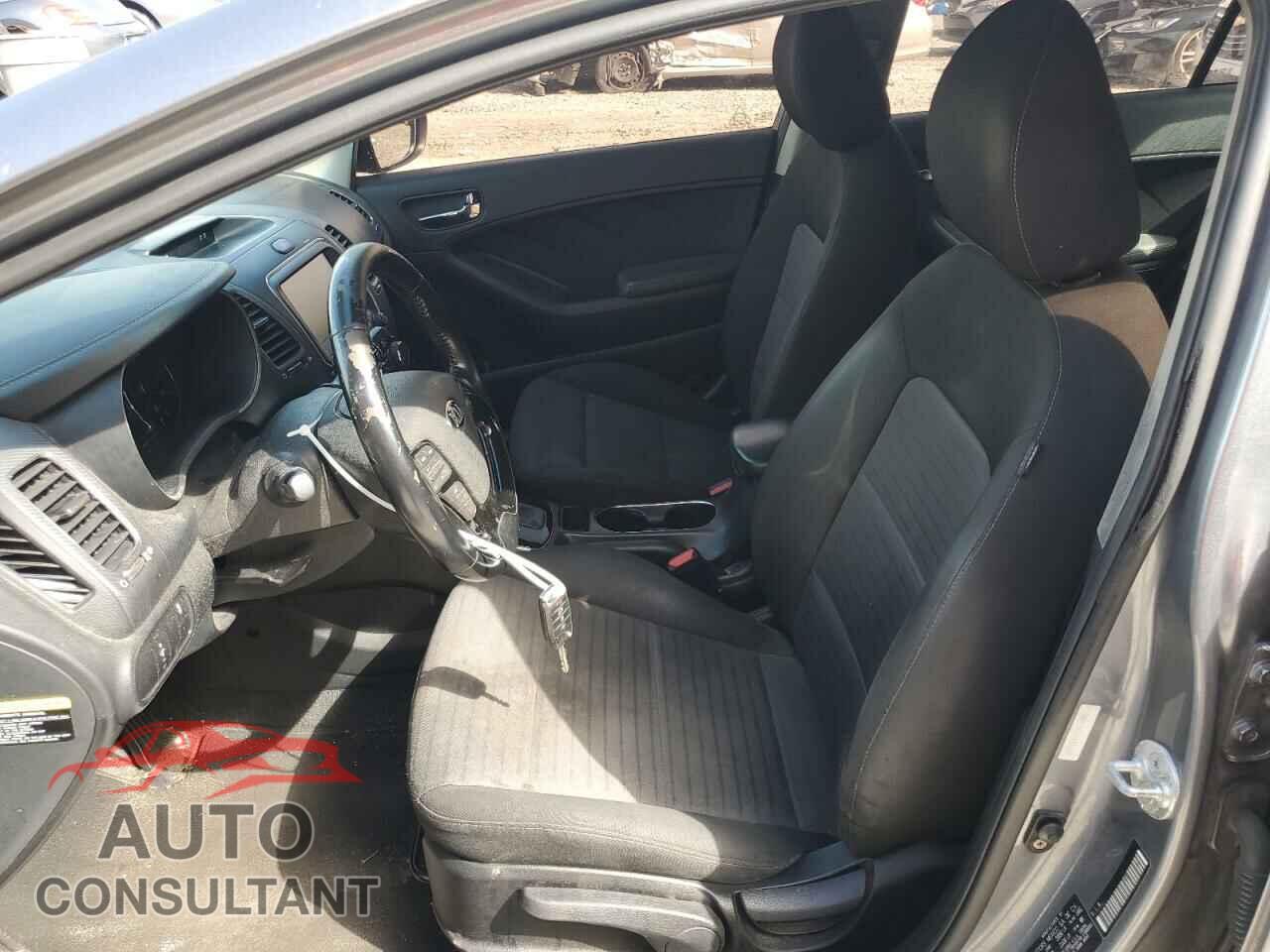 KIA FORTE 2017 - 3KPFL4A76HE131487
