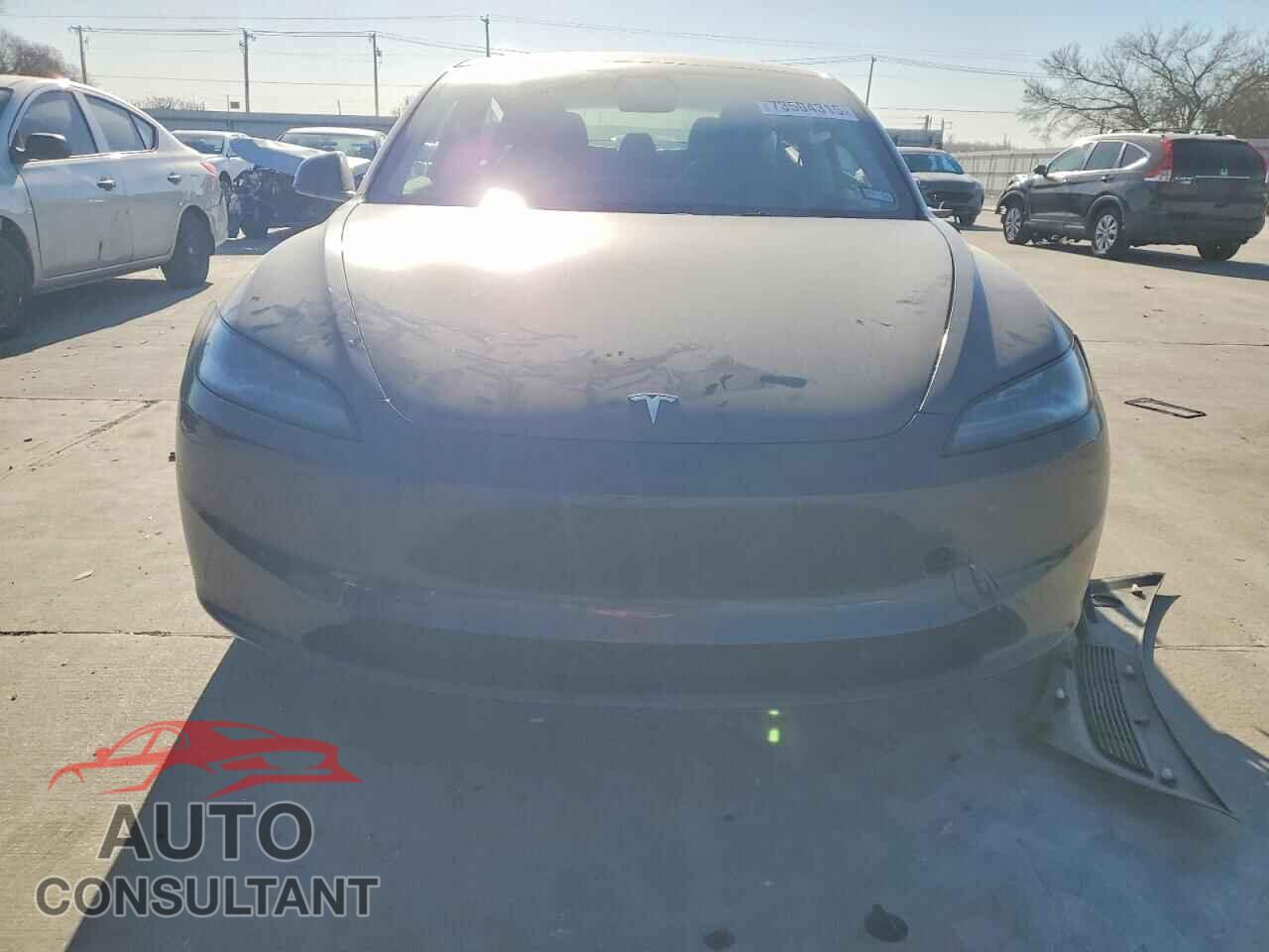 TESLA MODEL 3 2024 - 5YJ3E1EA9RF782352