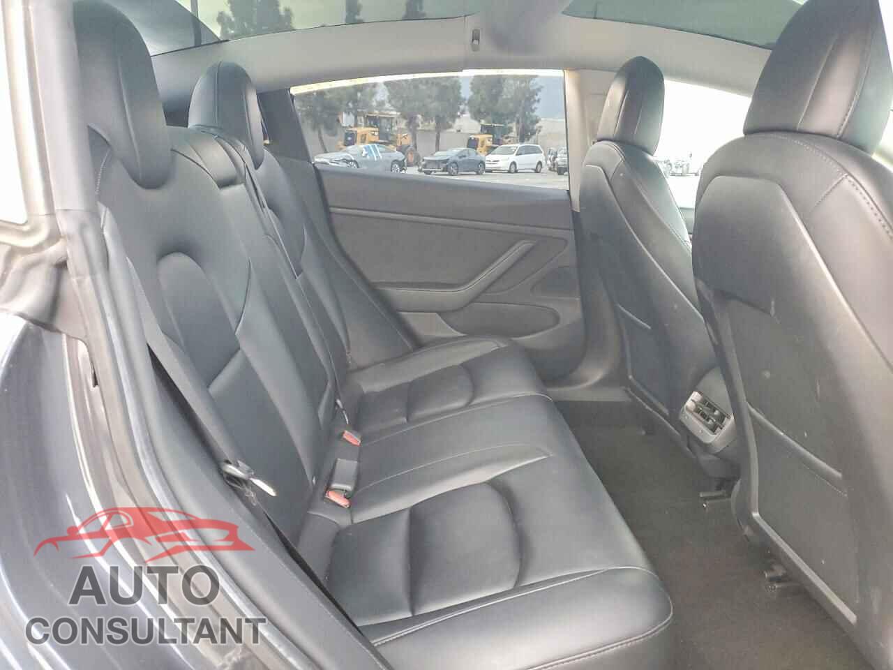 TESLA MODEL 3 2021 - 5YJ3E1EB8MF938186
