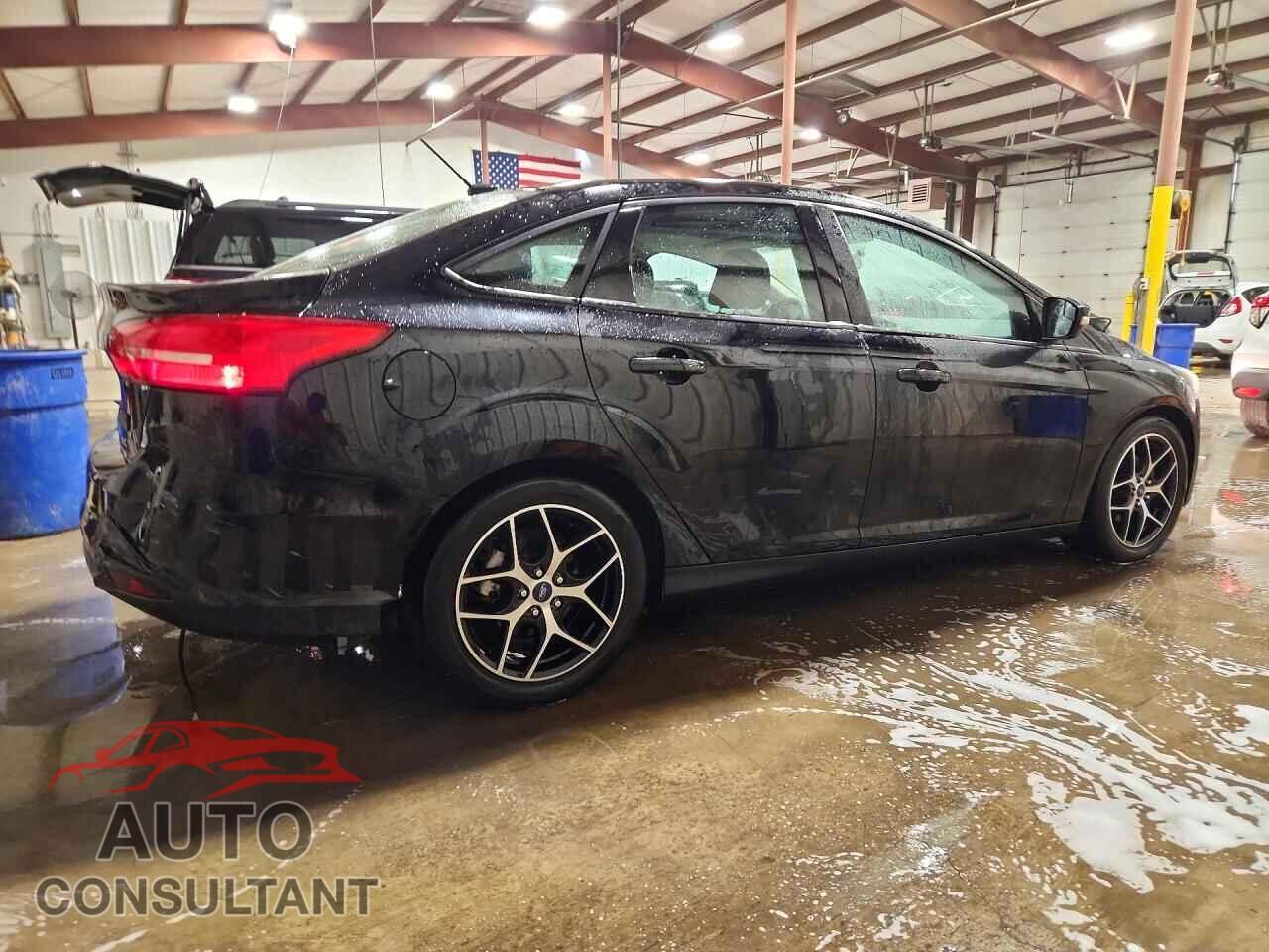 FORD FOCUS 2017 - 1FADP3H25HL203048