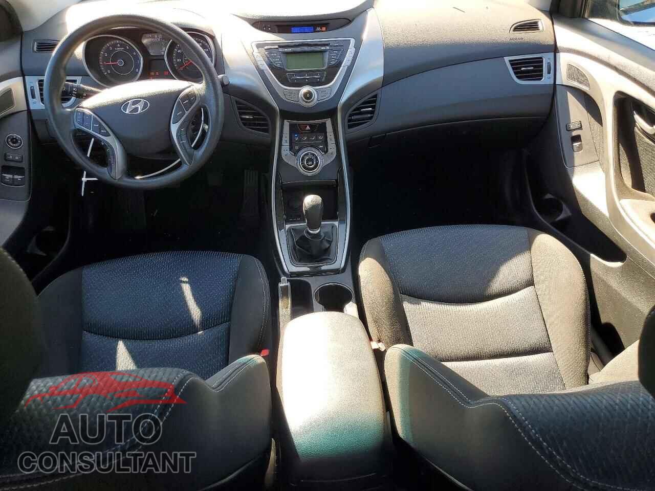 HYUNDAI ELANTRA 2013 - KMHDH6AE9DU004405