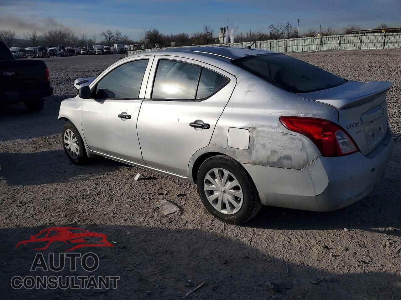 NISSAN VERSA 2013 - 3N1CN7AP7DL830408