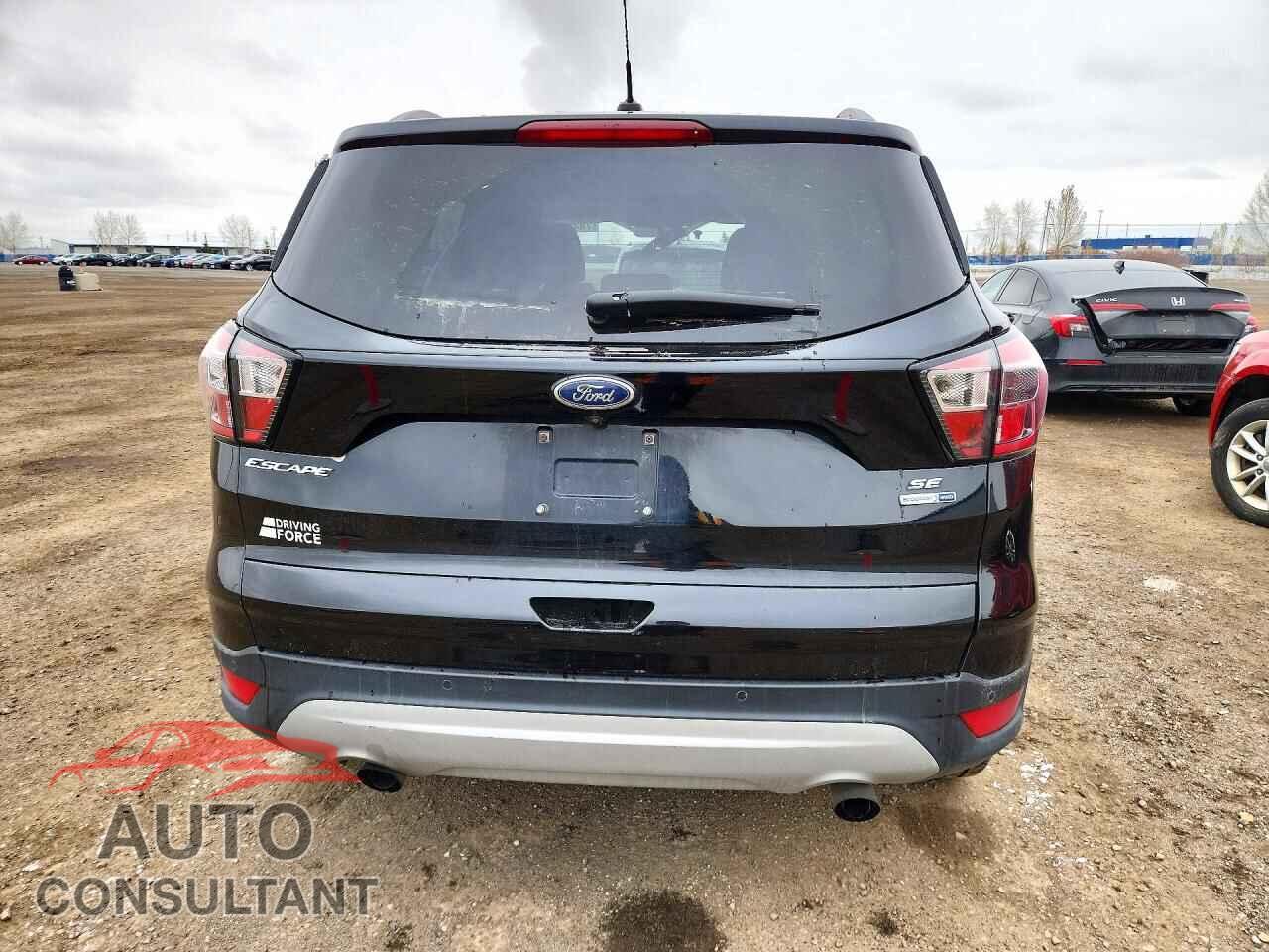 FORD ESCAPE 2017 - 1FMCU9GD8HUD00951