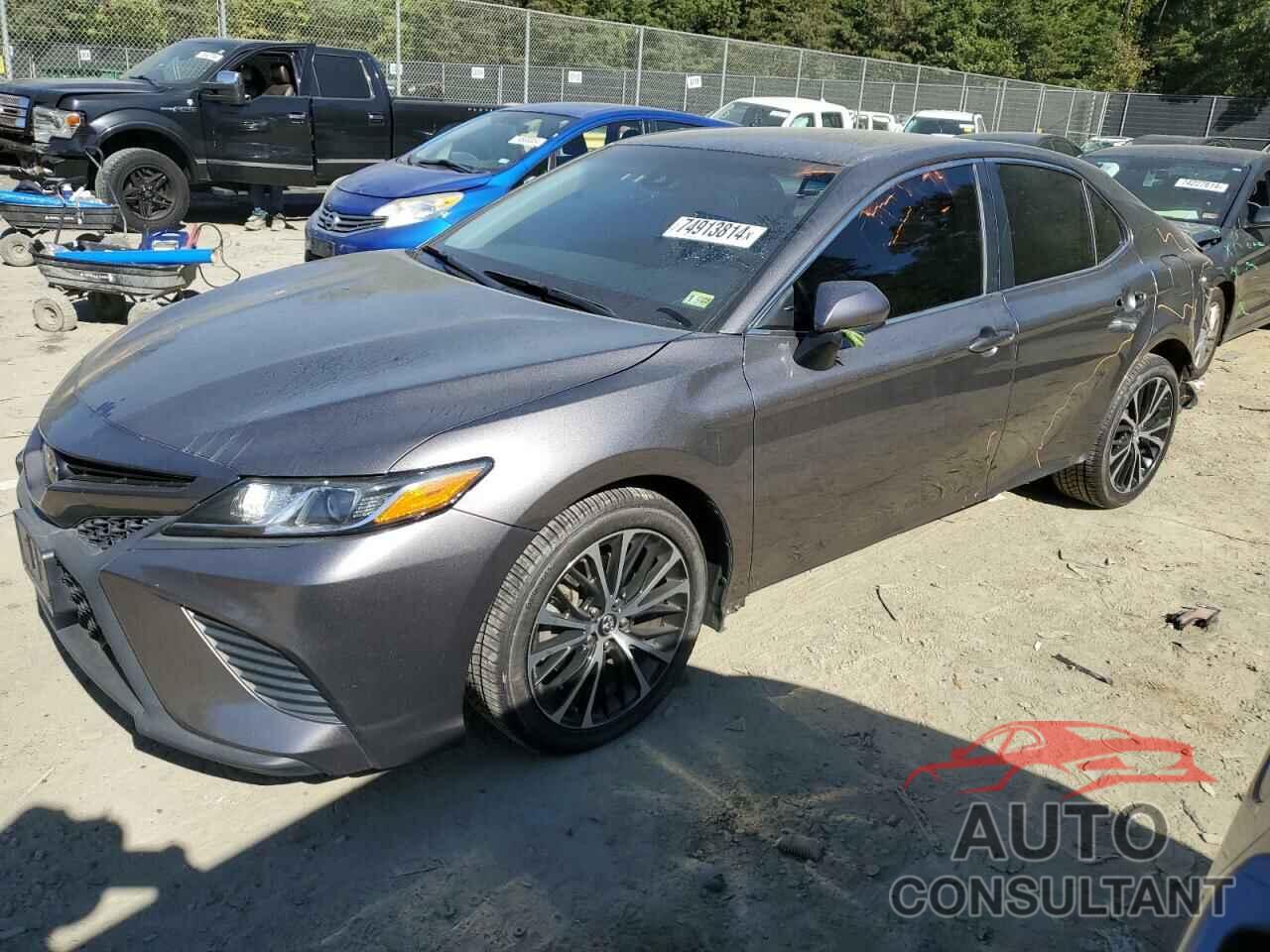 TOYOTA CAMRY 2018 - 4T1B11HKXJU060584