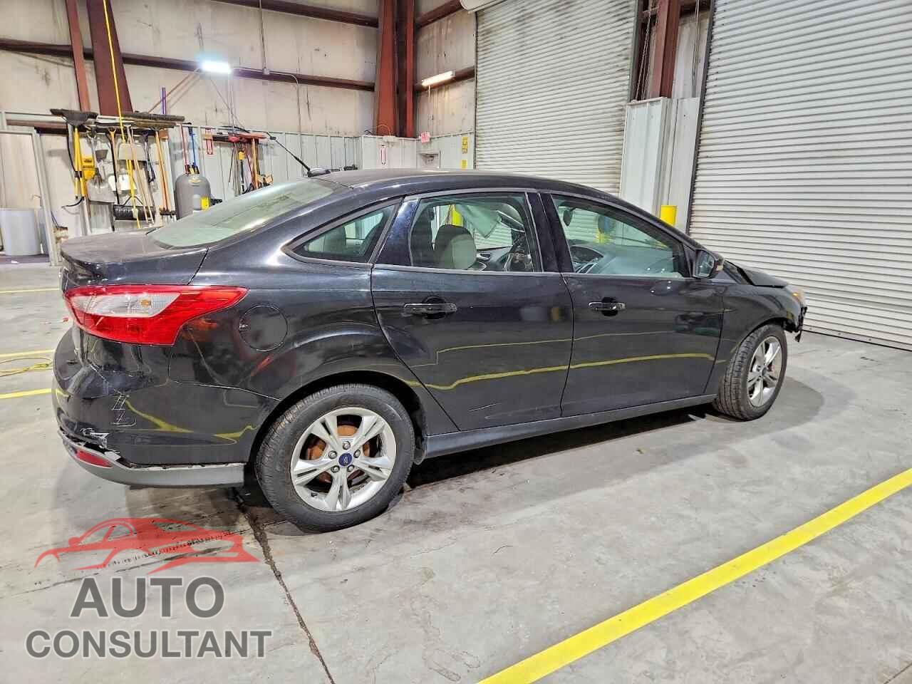 FORD FOCUS 2014 - 1FADP3F2XEL280142
