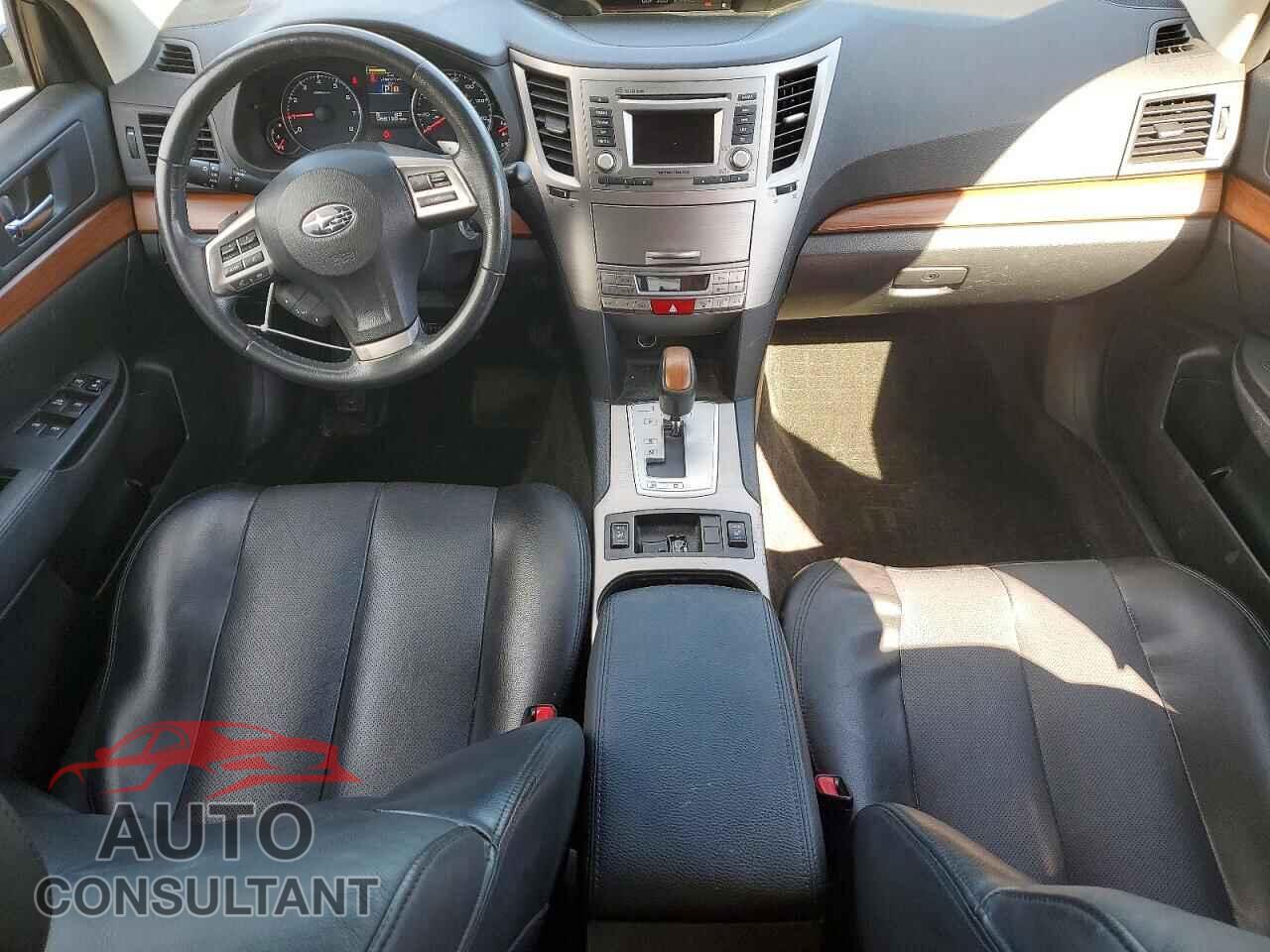 SUBARU OUTBACK 2014 - 4S4BRBLC8E3294877