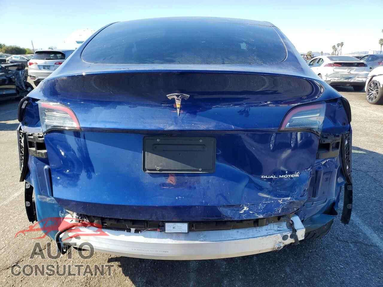 TESLA MODEL Y 2022 - 7SAYGDEE2NF330146