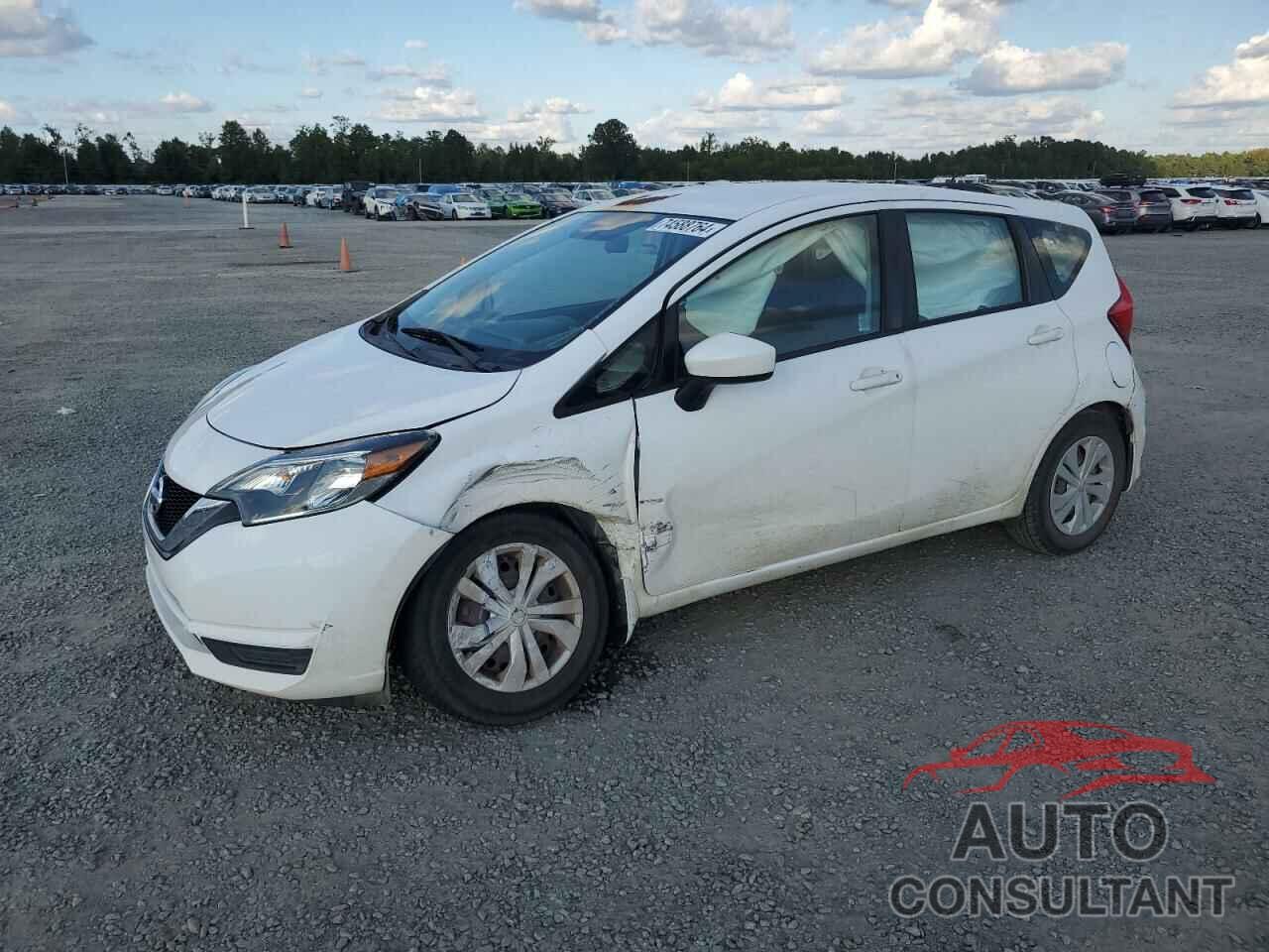 NISSAN VERSA 2018 - 3N1CE2CP8JL355492
