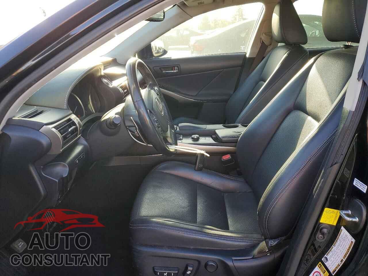 LEXUS IS 2015 - JTHBF1D22F5054161
