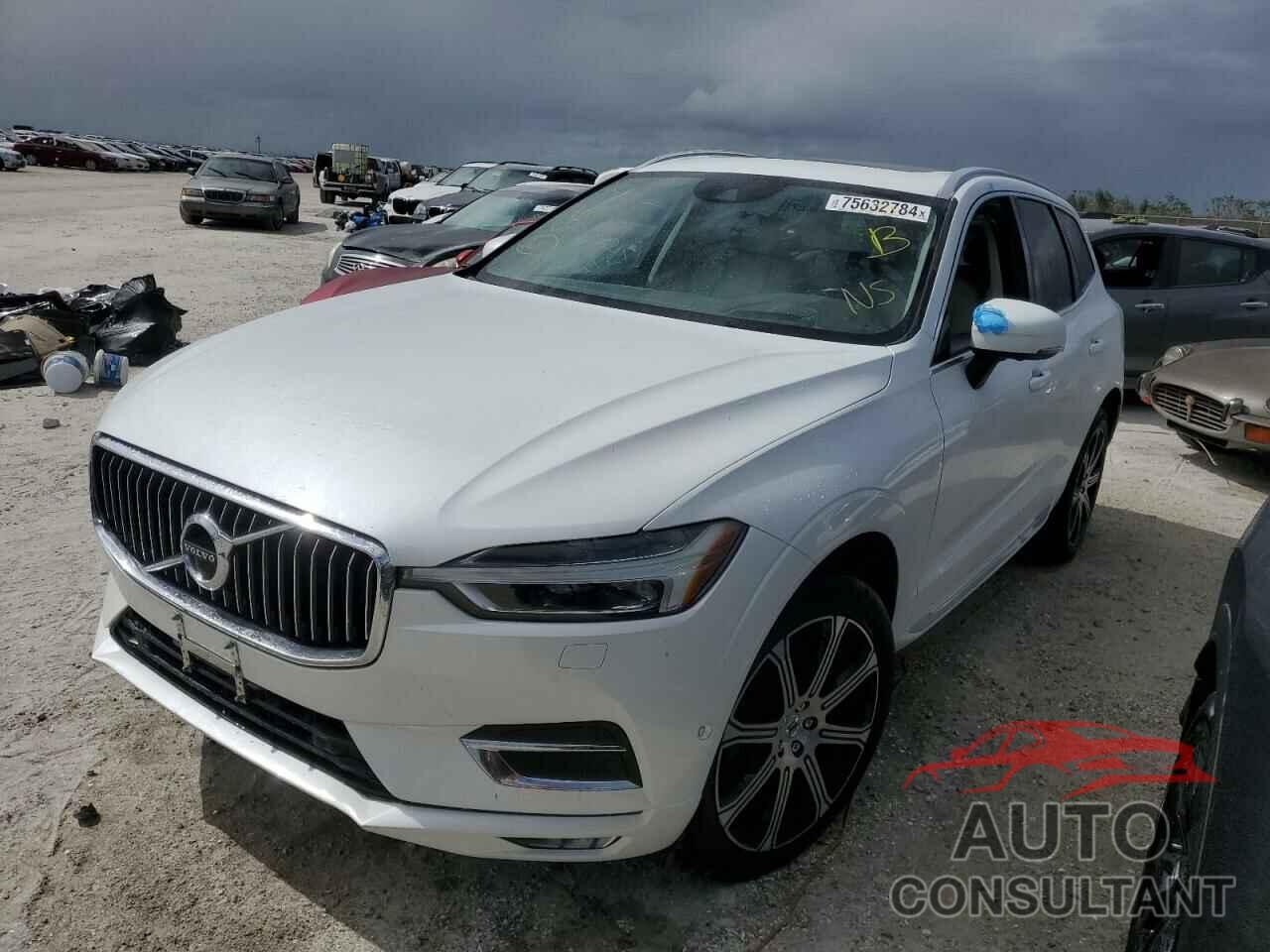 VOLVO XC60 2018 - YV4102RL5J1013266