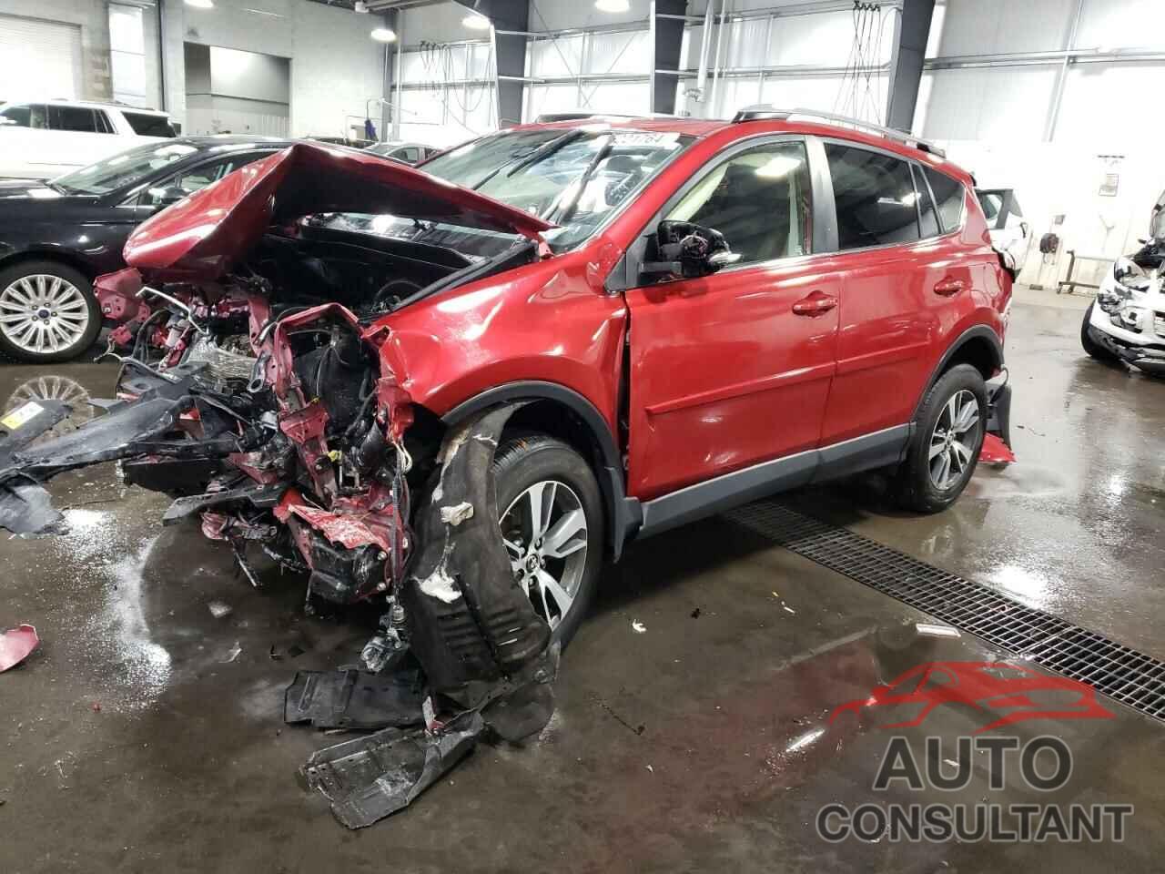 TOYOTA RAV4 2017 - JTMRFREV4HJ112367