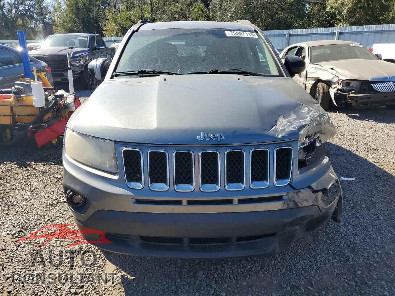 JEEP COMPASS 2013 - 1C4NJCBA5DD102094