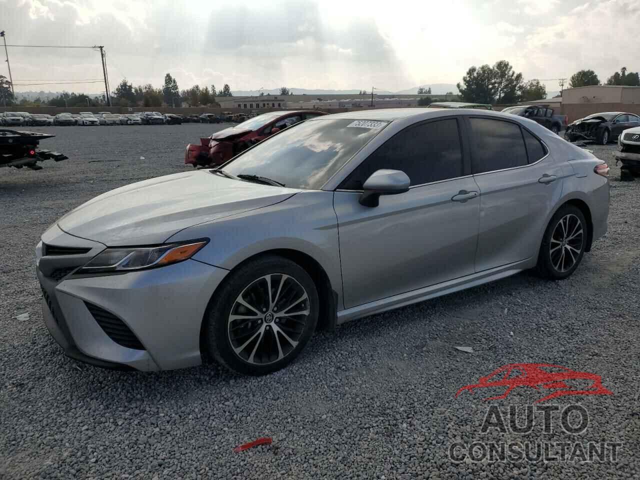 TOYOTA CAMRY 2018 - 4T1B11HK2JU593691