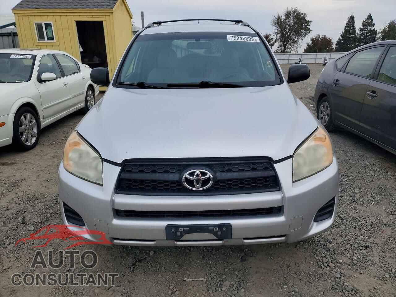 TOYOTA RAV4 2010 - JTMZF4DV7AD015902