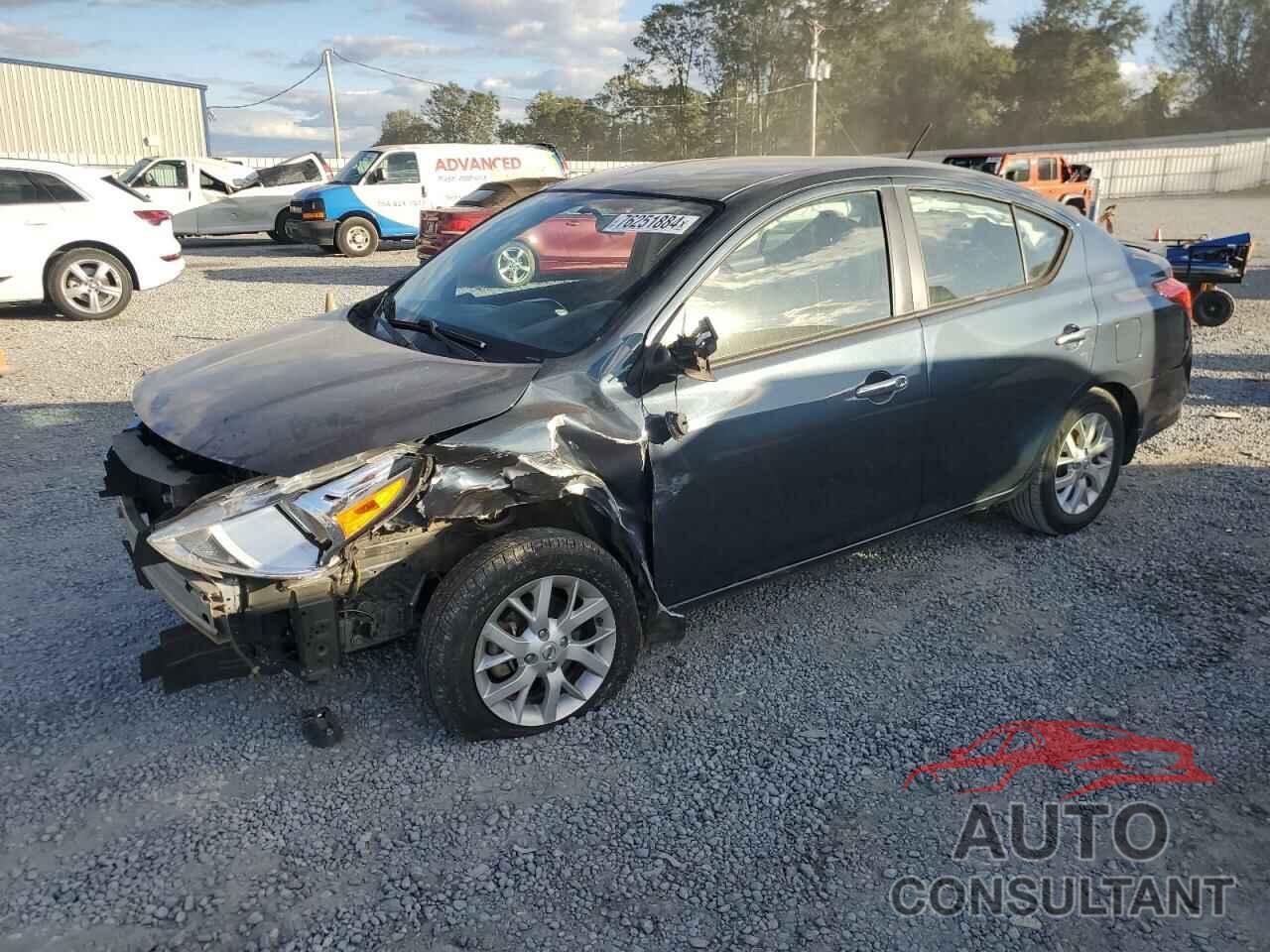 NISSAN VERSA 2017 - 3N1CN7AP4HL856518