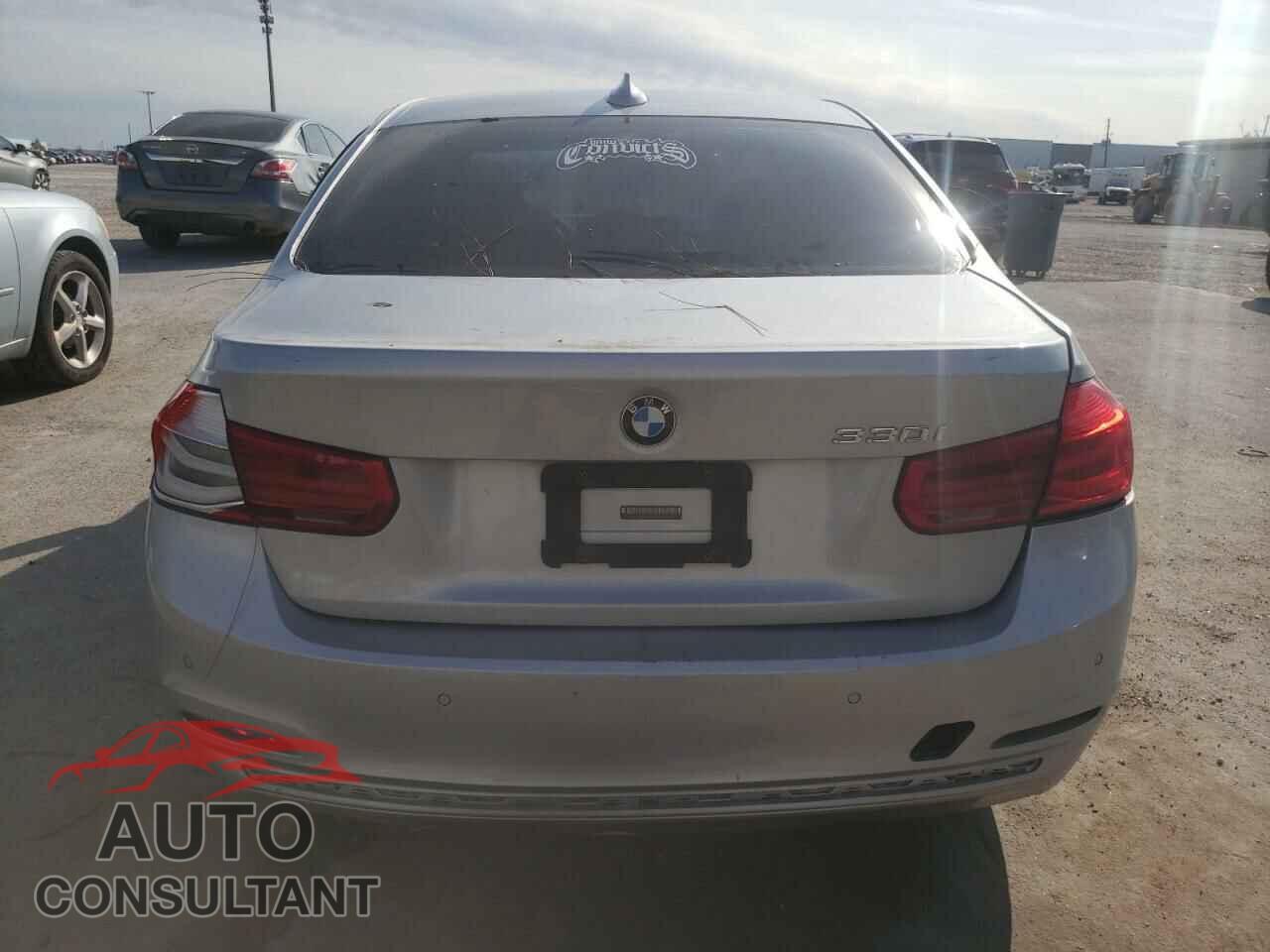 BMW 3 SERIES 2017 - WBA8B9G35HNU52054