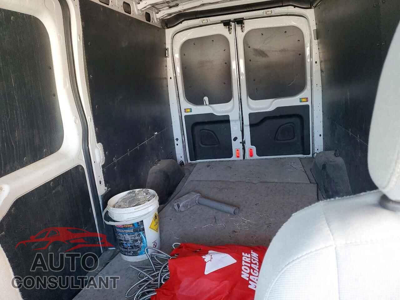 FORD TRANSIT 2017 - 1FTYR2CM2HKB19588
