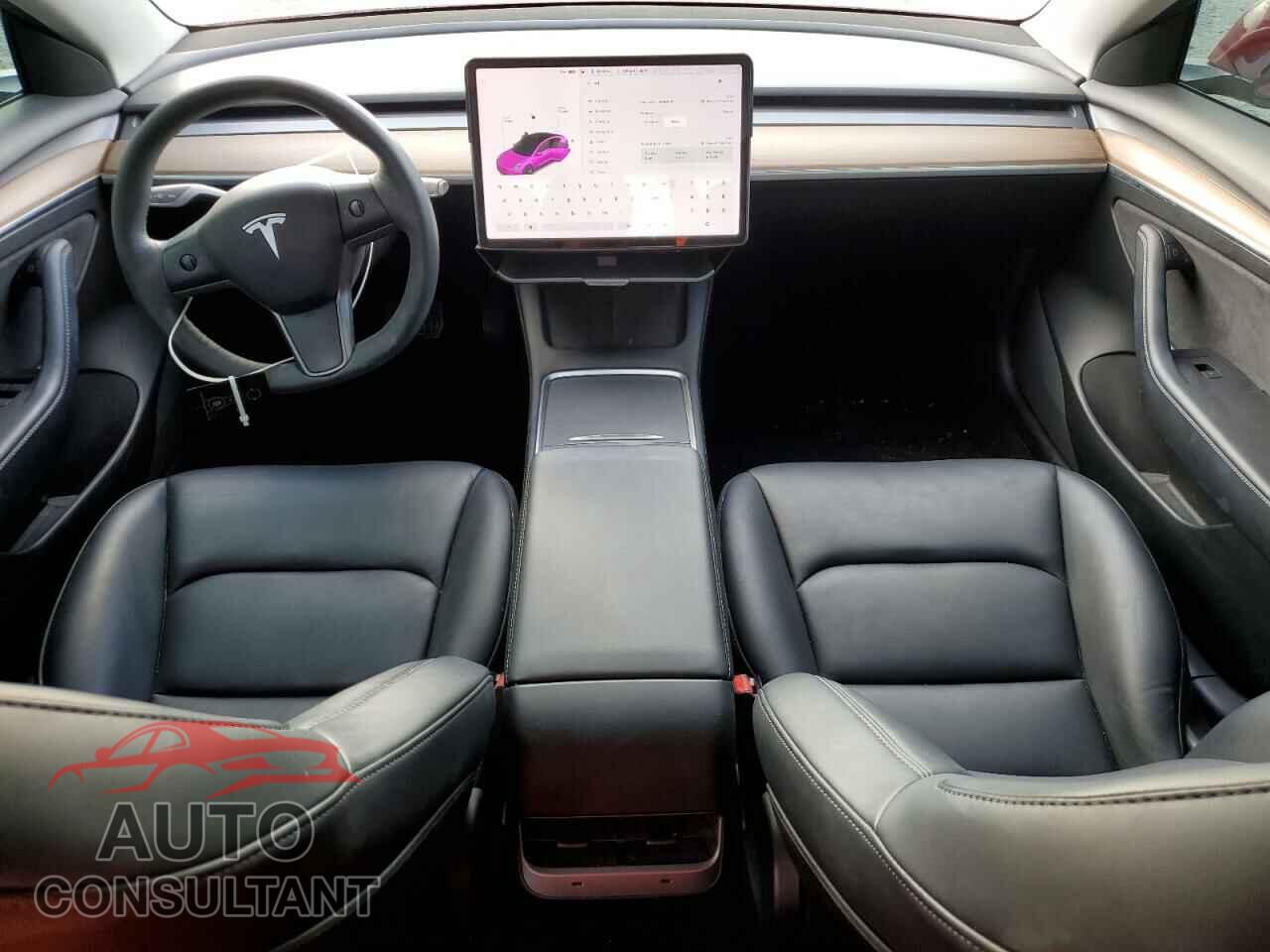 TESLA MODEL 3 2021 - 5YJ3E1EA2MF077773