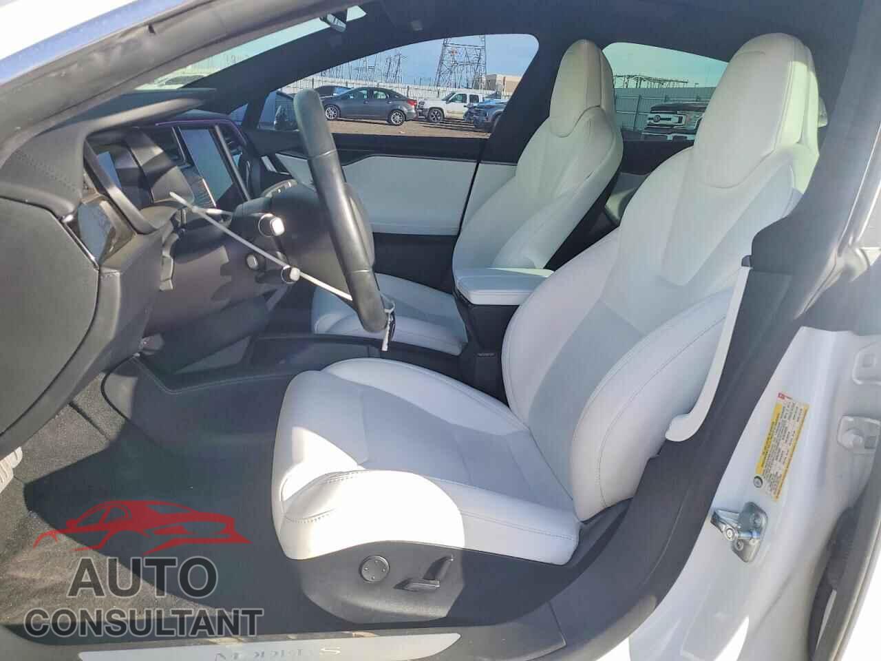 TESLA MODEL S 2019 - 5YJSA1E43KF330923