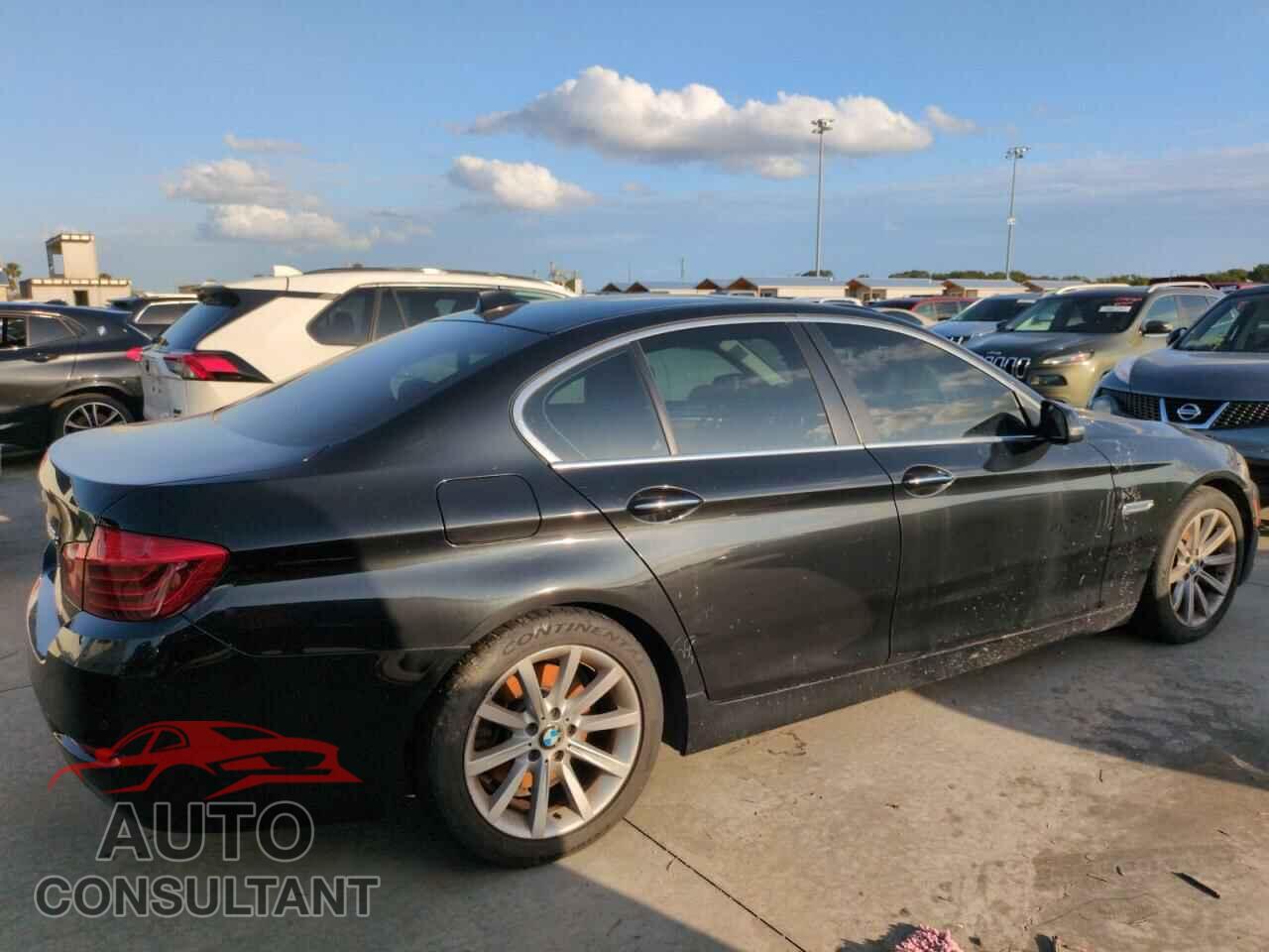 BMW 5 SERIES 2015 - WBAFV3C52FD686898