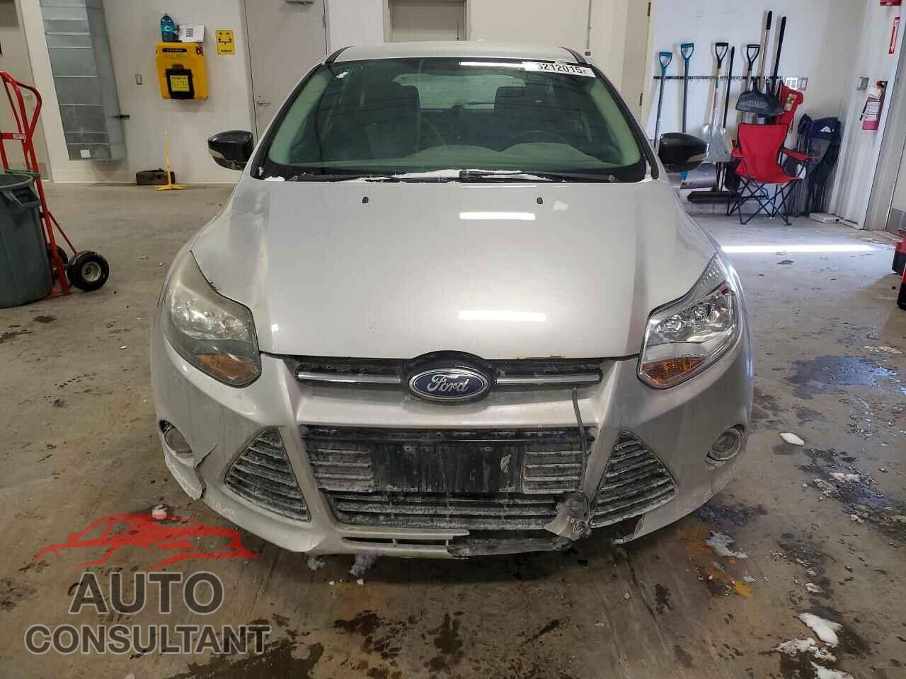 FORD FOCUS 2013 - 1FADP3K26DL147141