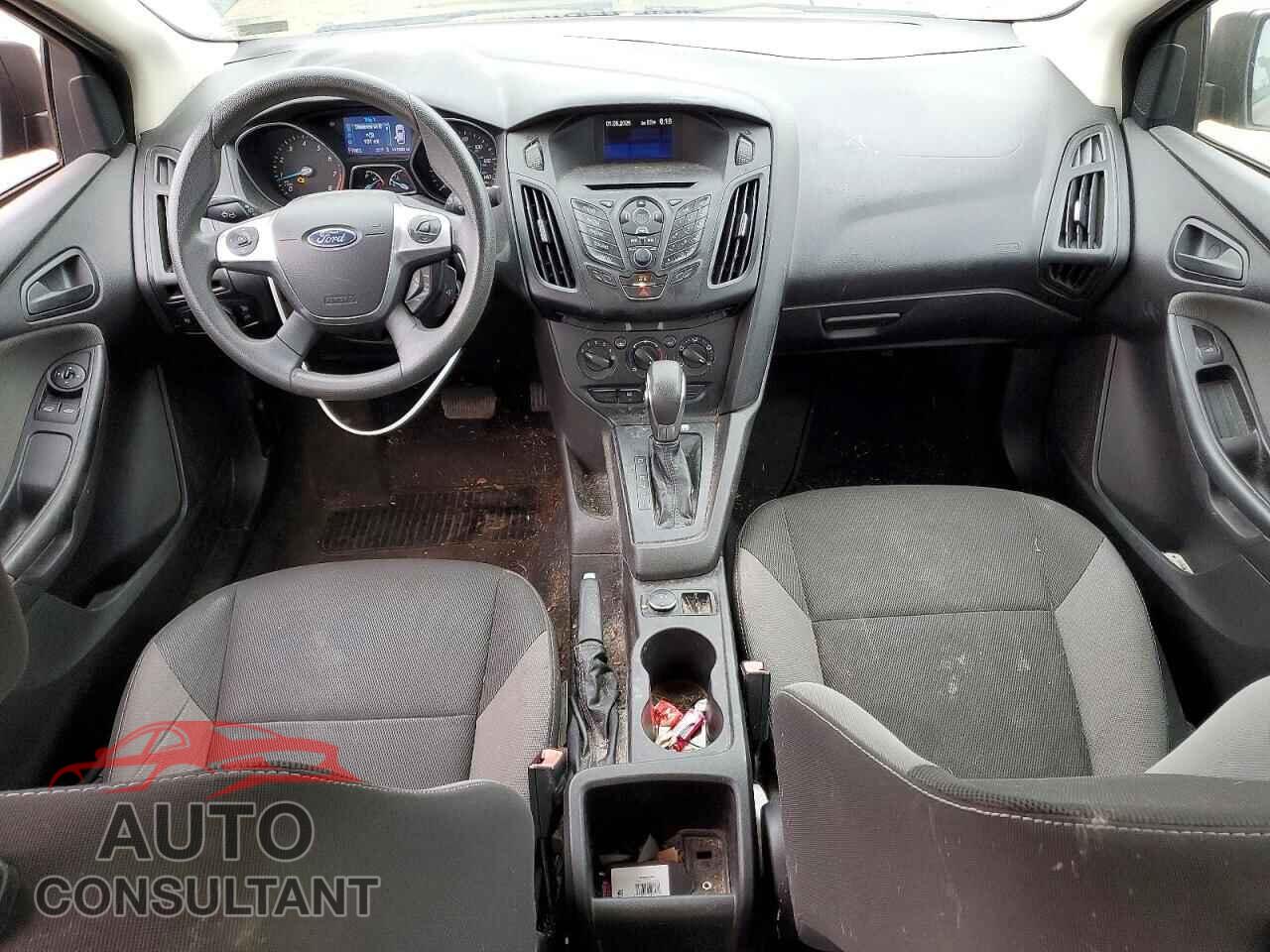 FORD FOCUS 2013 - 1FADP3E20DL282966