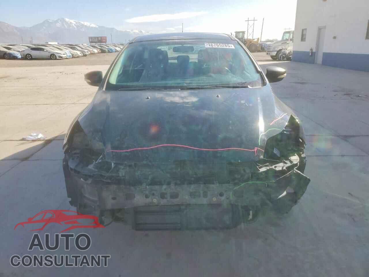 FORD FOCUS 2012 - 1FAHP3K20CL311239