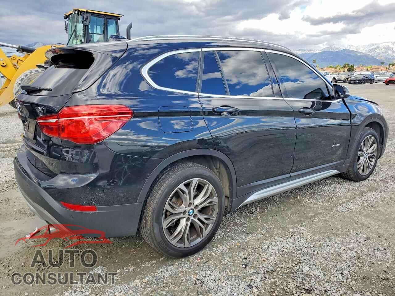 BMW X1 2017 - WBXHT3Z35H4A52145
