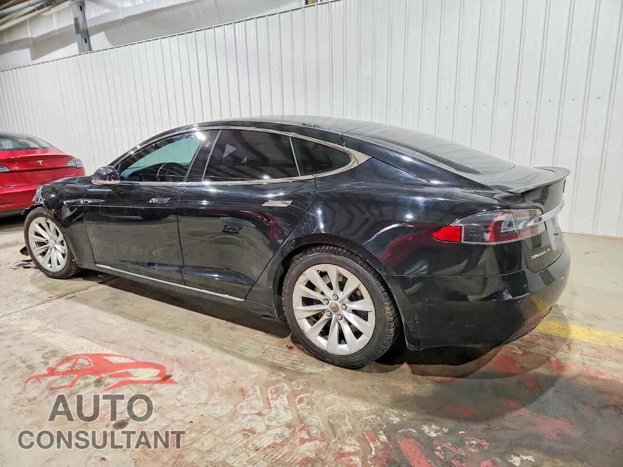 TESLA MODEL S 2018 - 5YJSA1E25JF266770