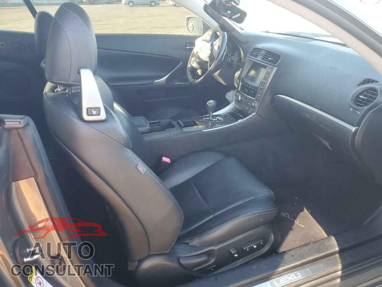 LEXUS IS 2012 - JTHFF2C28C2523159