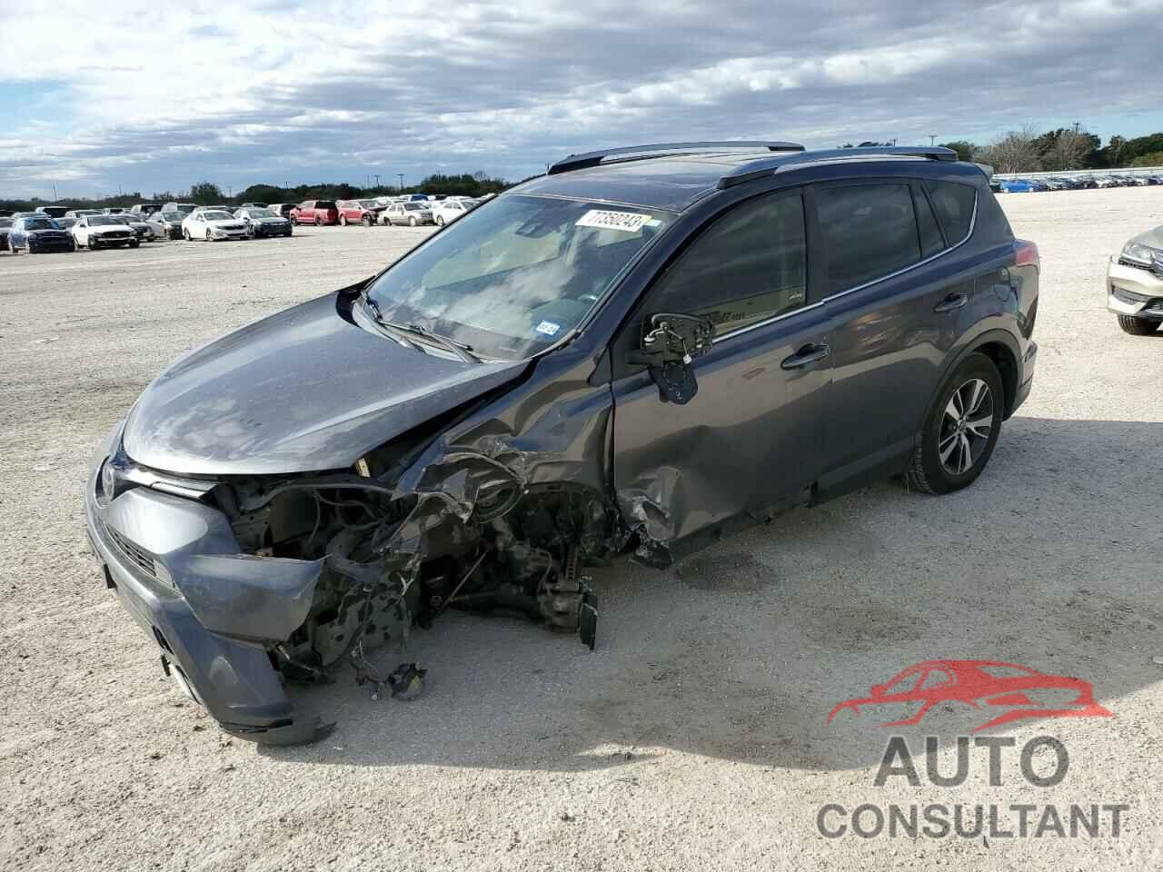 TOYOTA RAV4 2017 - JTMWFREV2HJ119353