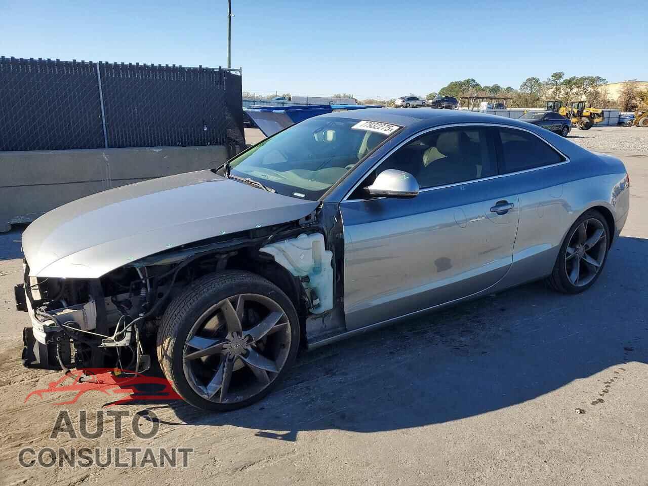 AUDI A5 2009 - WAUDK78T69A047332