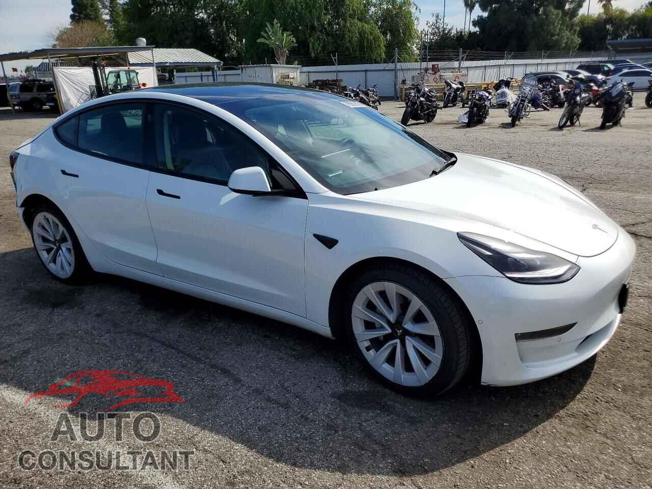 TESLA MODEL 3 2022 - 5YJ3E1EB8NF192565
