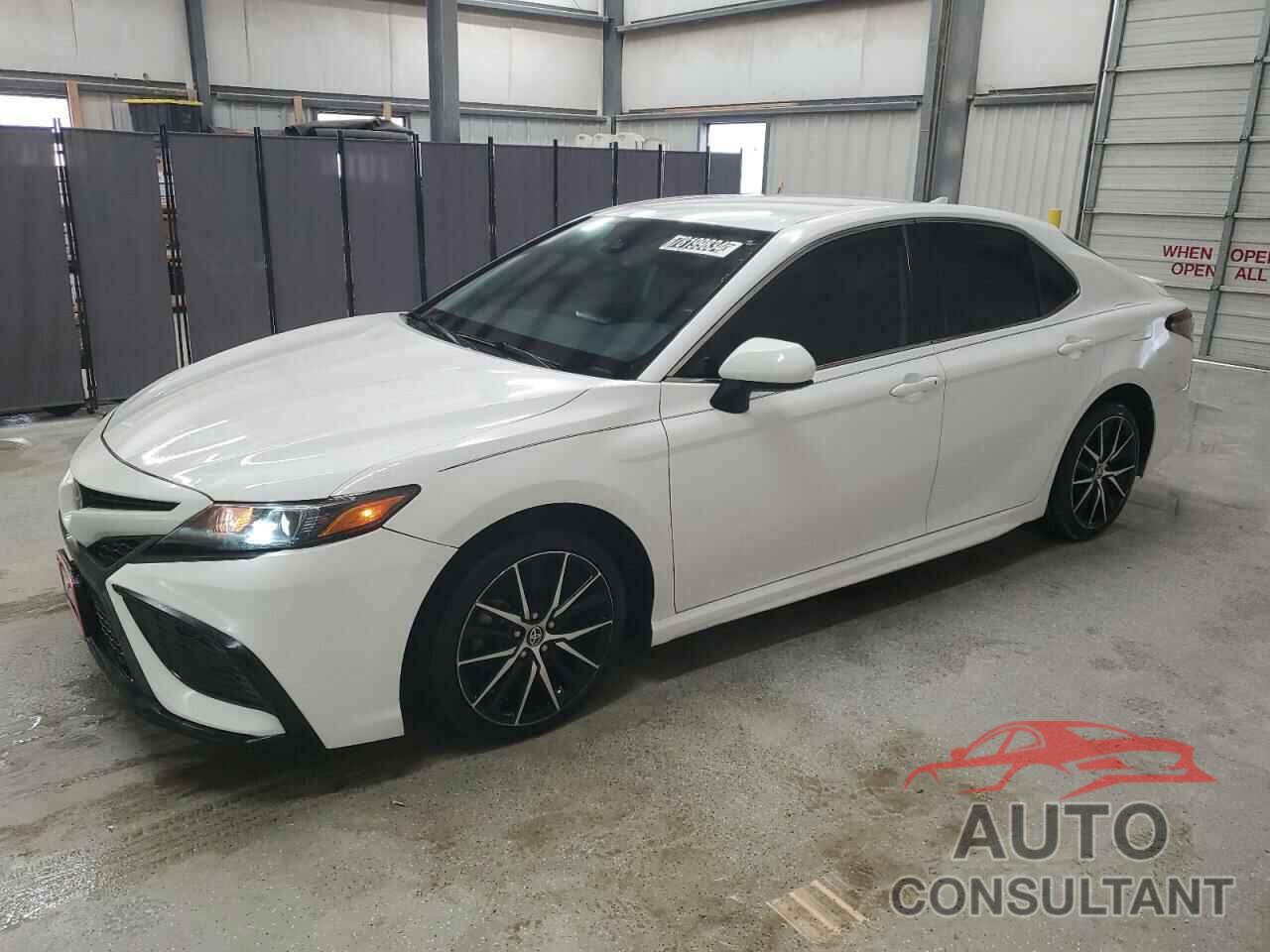 TOYOTA CAMRY 2021 - 4T1G11AK2MU429247