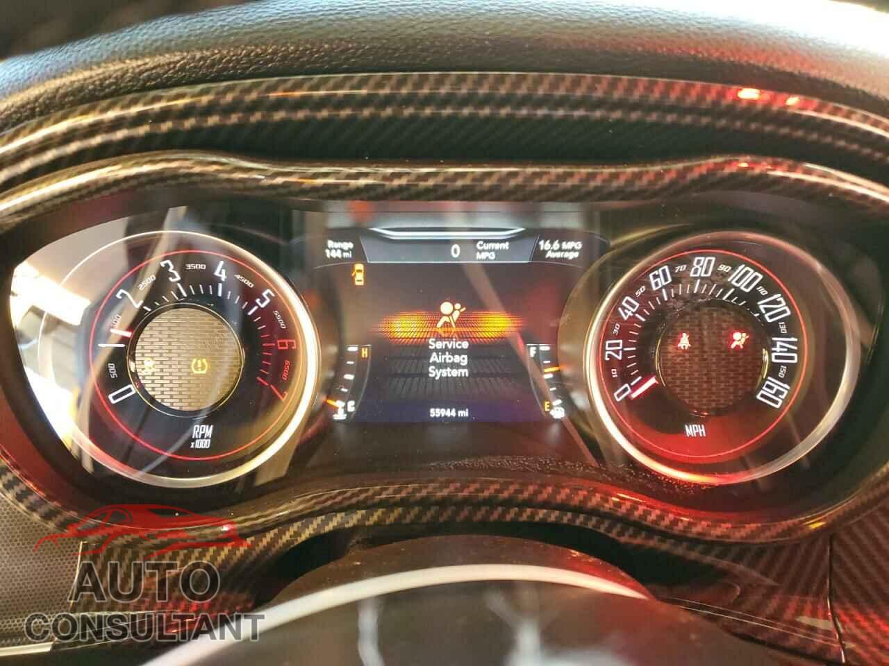 DODGE CHALLENGER 2018 - 2C3CDZBT2JH155244