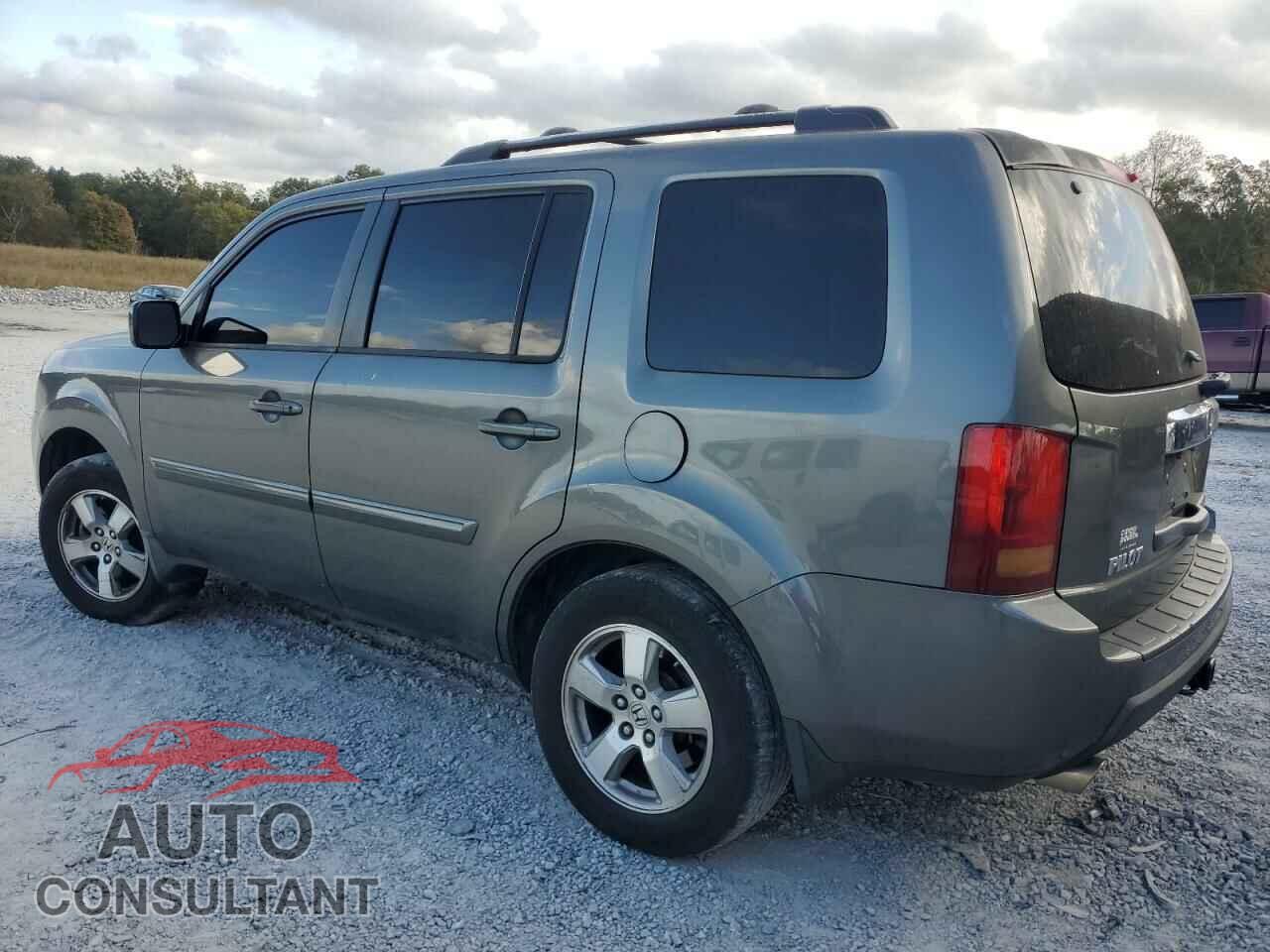 HONDA PILOT 2009 - 5FNYF38659B001879