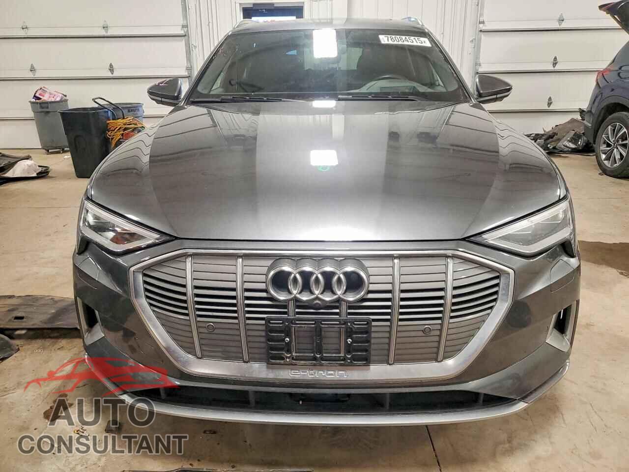 AUDI E-TRON 2019 - WA1VAAGE2KB008144