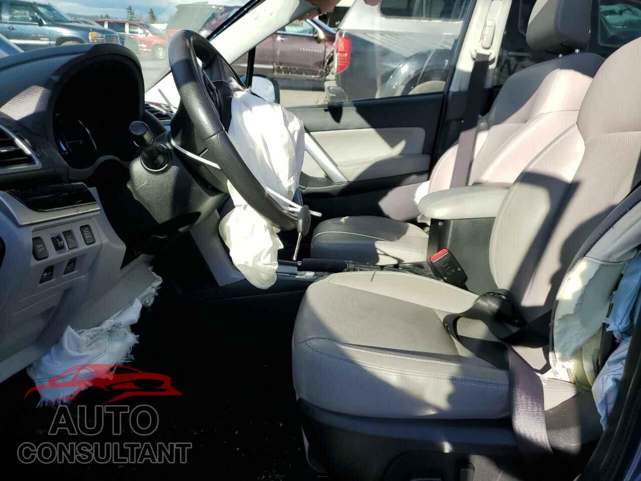SUBARU FORESTER 2017 - JF2SJARC5HH471908