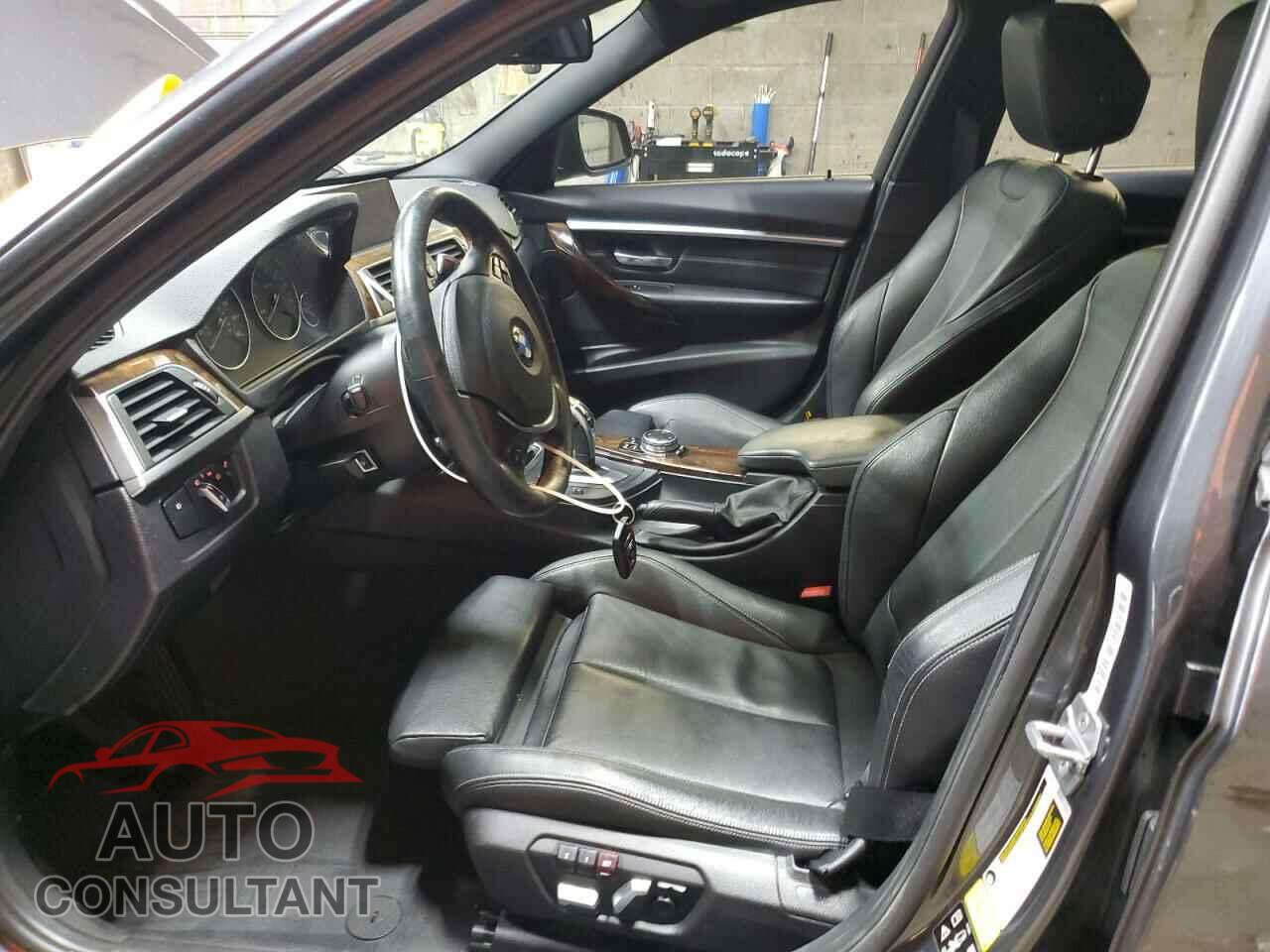 BMW 3 SERIES 2016 - WBA8E3G57GNU00932