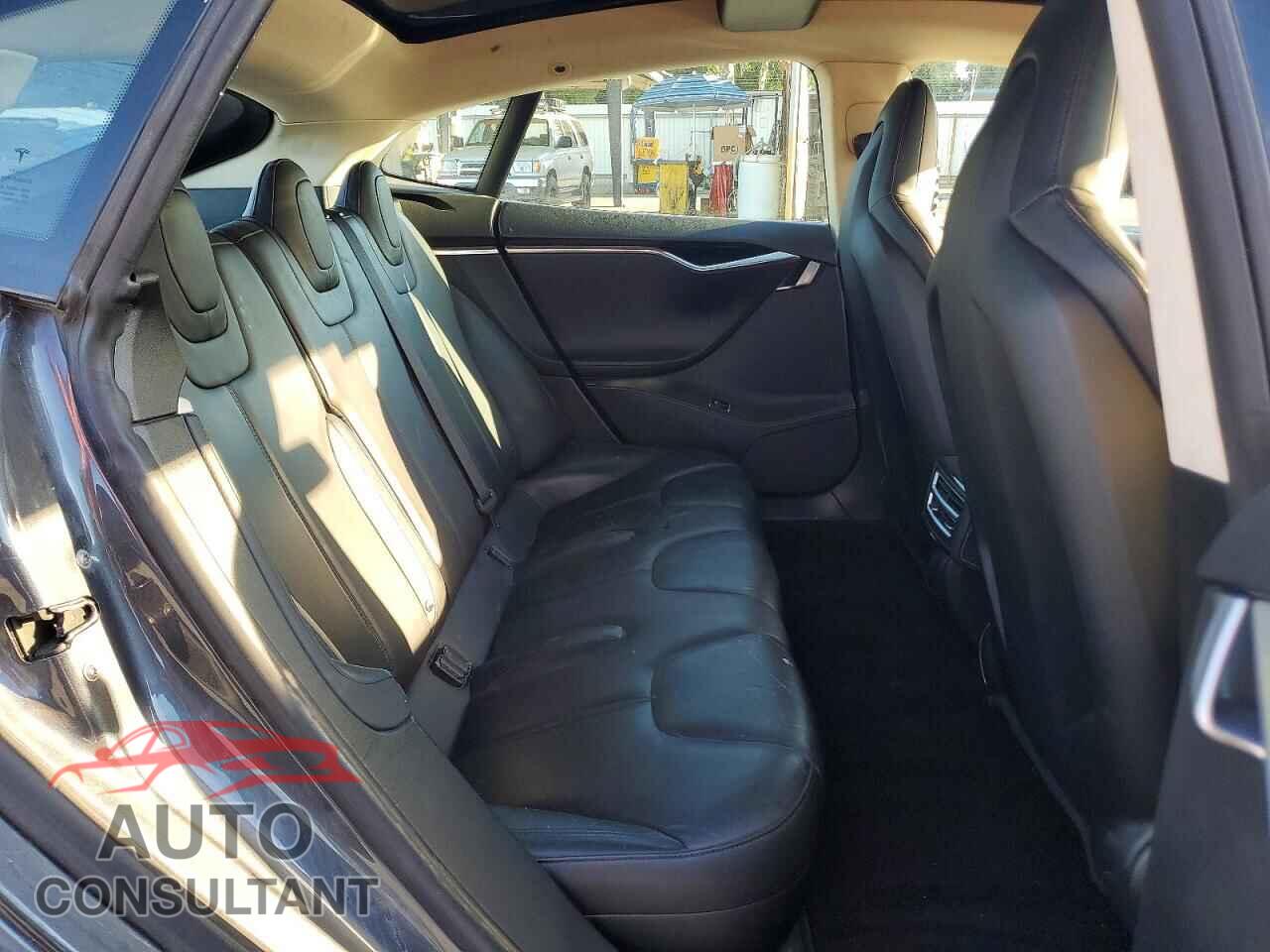 TESLA MODEL S 2014 - 5YJSA1H14EFP56139