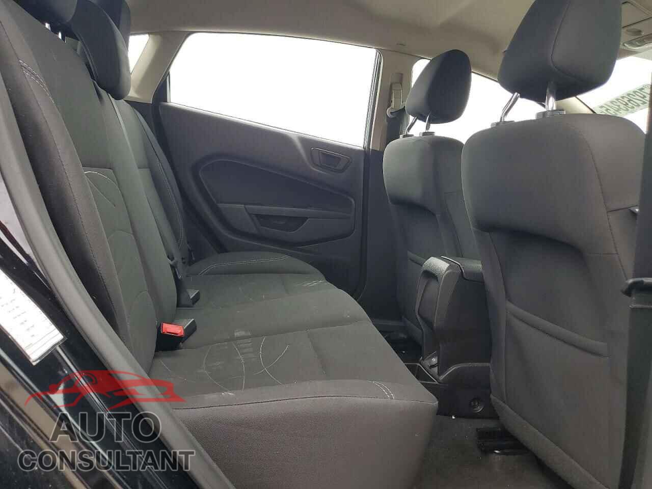 FORD FIESTA 2017 - 3FADP4EJ4HM115396