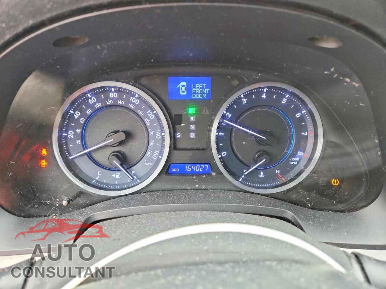 LEXUS IS 2013 - JTHCF5C24D5063082