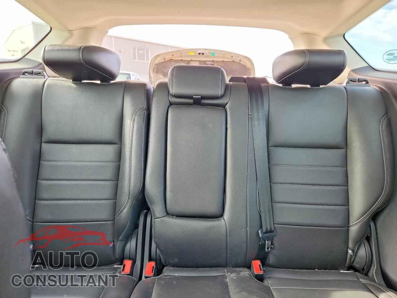 FORD CMAX 2013 - 1FADP5BU9DL553220