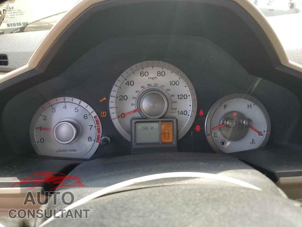 HONDA PILOT 2011 - 5FNYF3H50BB036150
