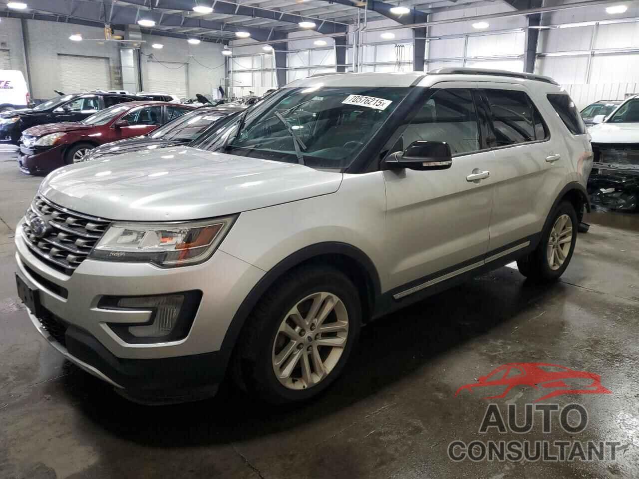 FORD EXPLORER 2017 - 1FM5K7D8XHGA73528
