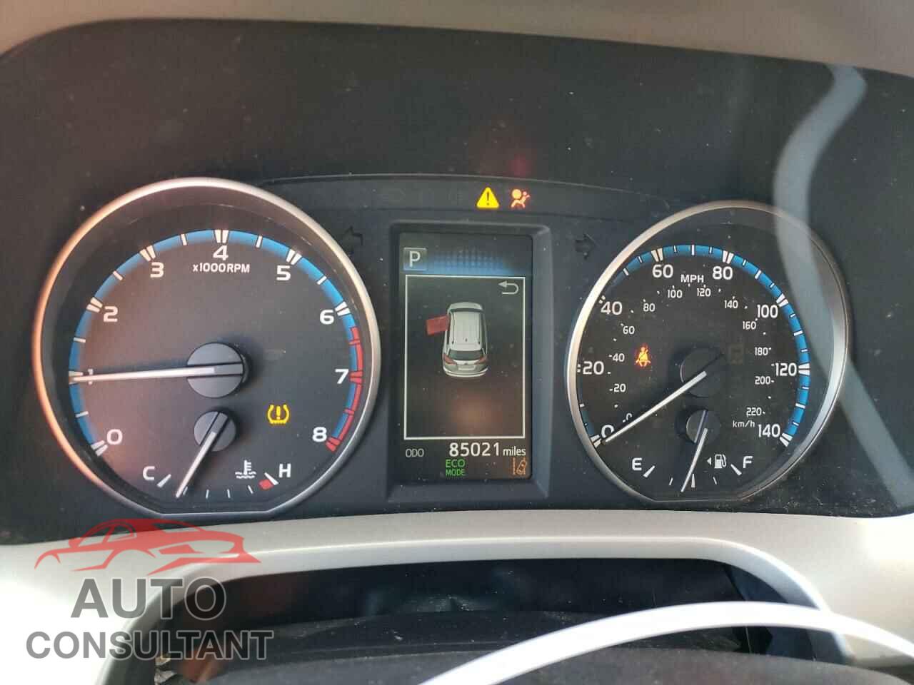TOYOTA RAV4 2017 - 2T3BFREV5HW656881