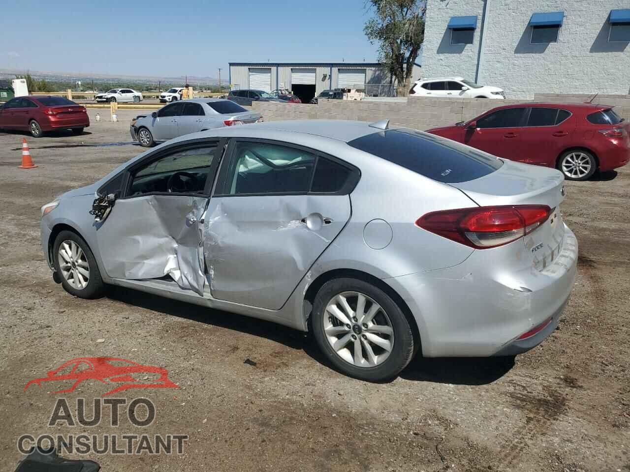 KIA FORTE 2017 - 3KPFL4A76HE007221