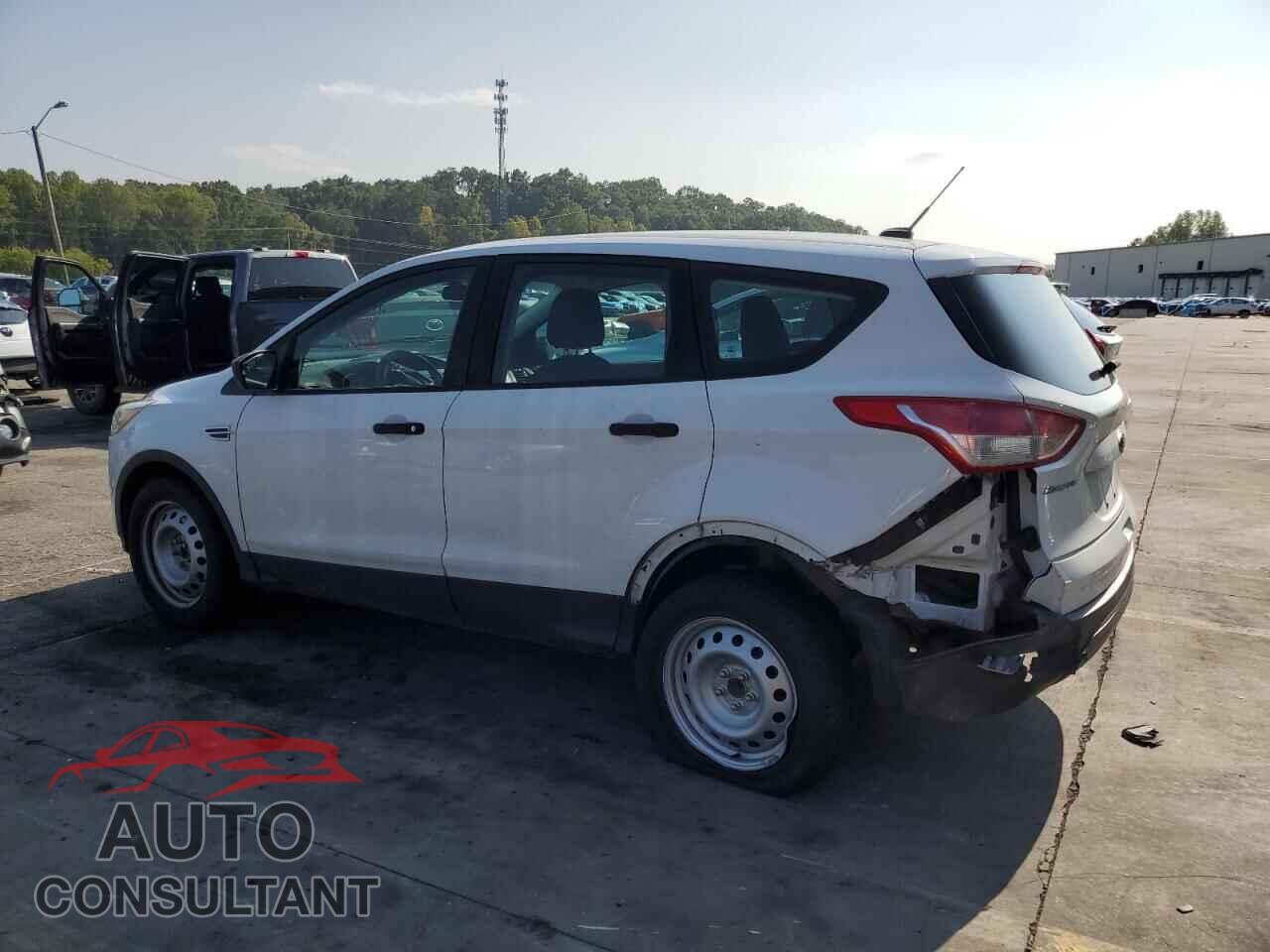 FORD ESCAPE 2016 - 1FMCU0F71GUC81746