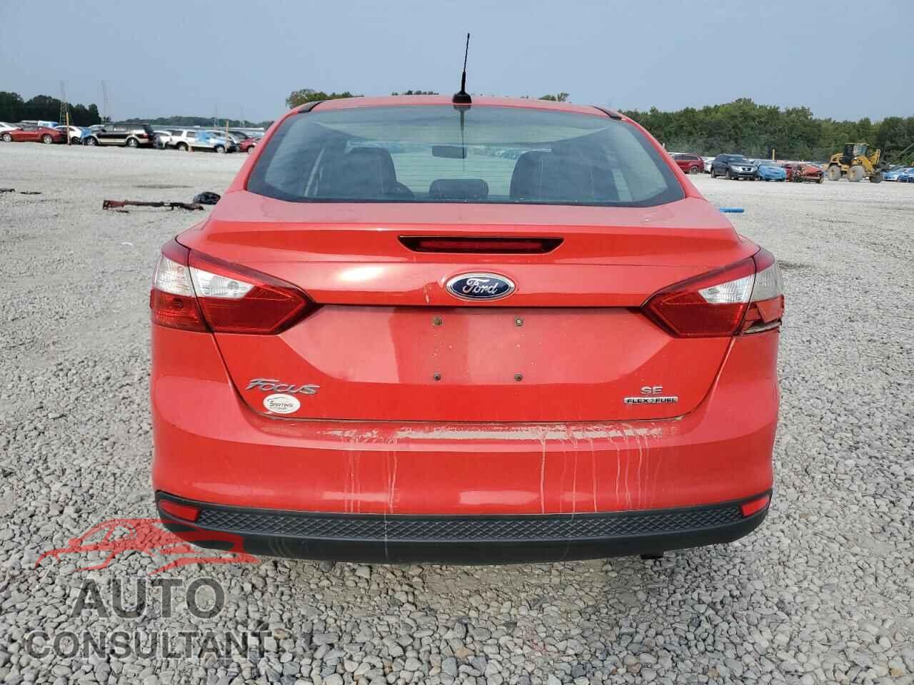 FORD FOCUS 2014 - 1FADP3F20EL211752